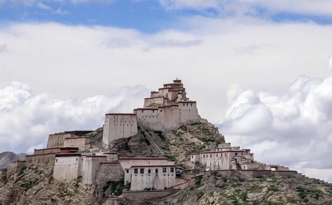 交易高卖低买怎么会赔呢?